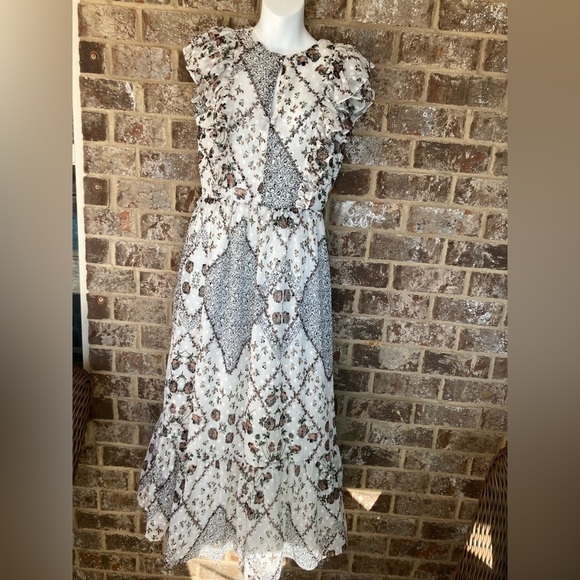 Walter Baker Lola Maxi Dress Ivory Vintage Rose Ruffle Cap Sleeve Size 6 - Picture 1 of 12
